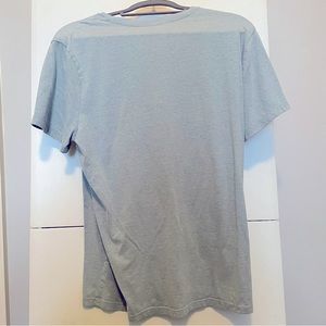 Good fellow men’s L solid green tee shirt